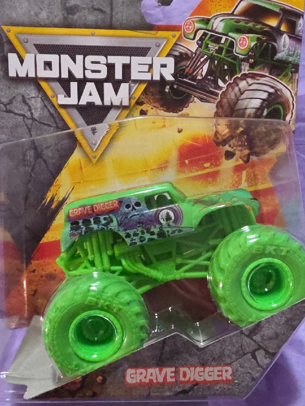 💚 Monster Jam Grave Digger Kids' Toy Truck - Green
